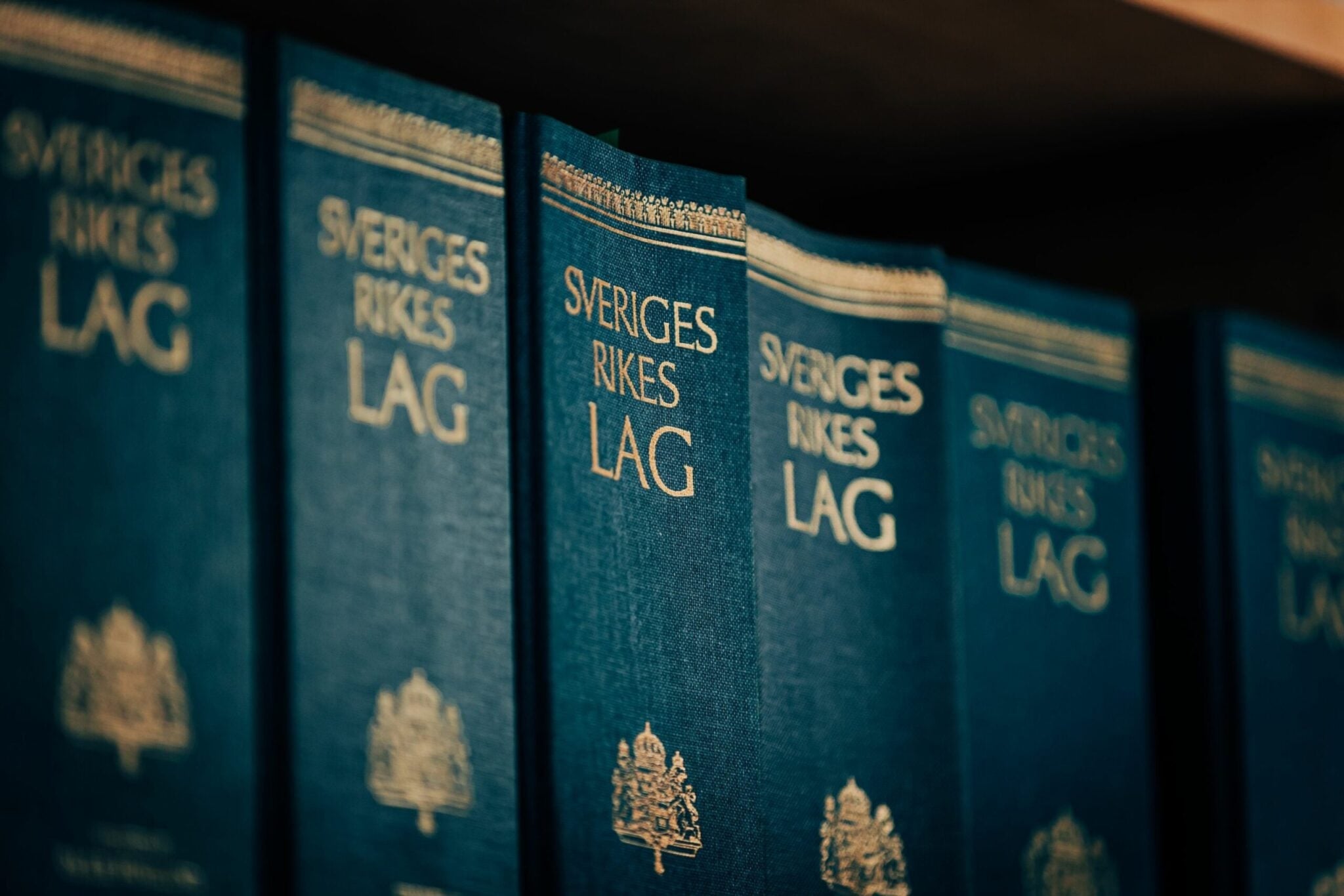Mängdrabatten avskaffas – hur ser rättsläget ut idag och vad innebär den nya regleringen av flerfaldig brottslighet?